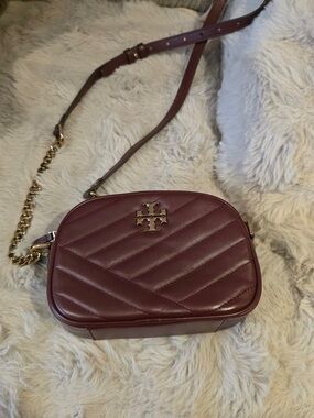Tory Burch Kira Chevron Camera Bag